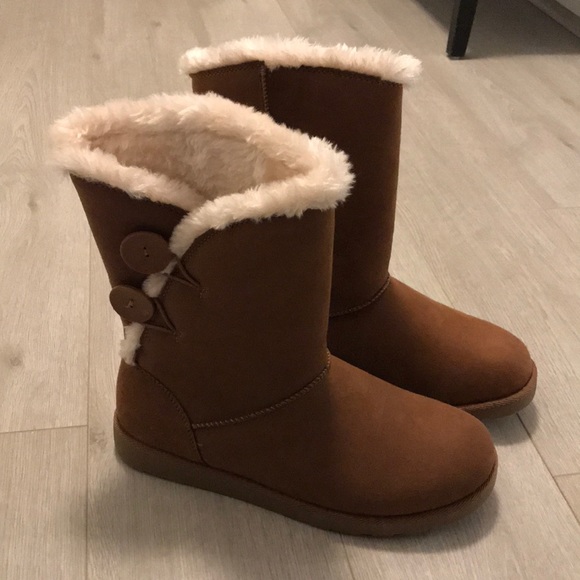 SO Shoes - Brand New Fur Boots